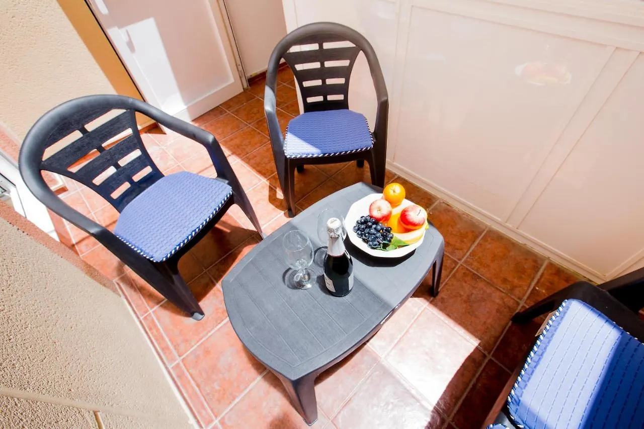 B2 Las Vistas Beach Wi Fi Fibra Smart Tv Los Cristianos  0*, Los Cristianos (Tenerife)